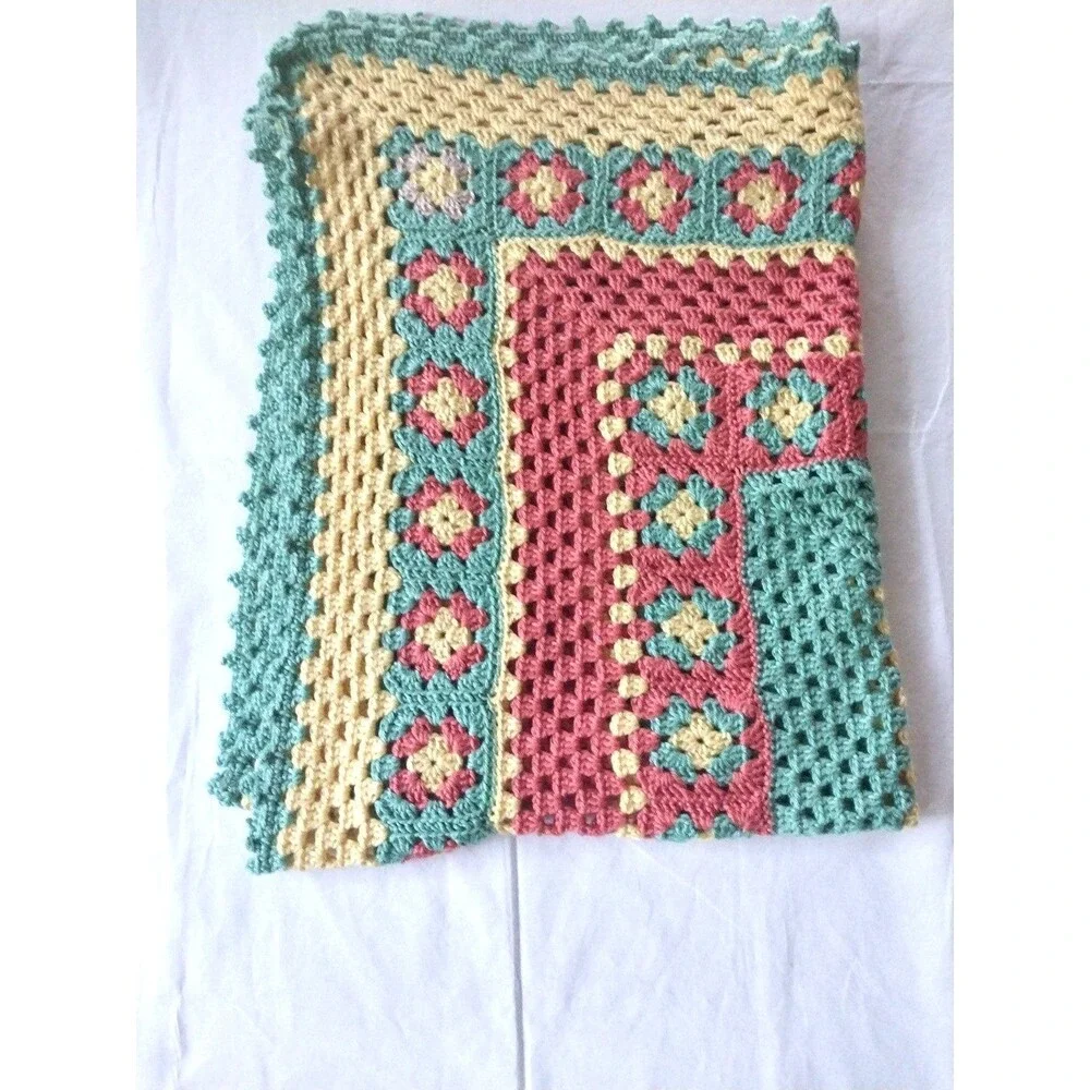 Handmade Crochet Knit Granny Afghan Throw Blanket Farmhouse Country 60x44